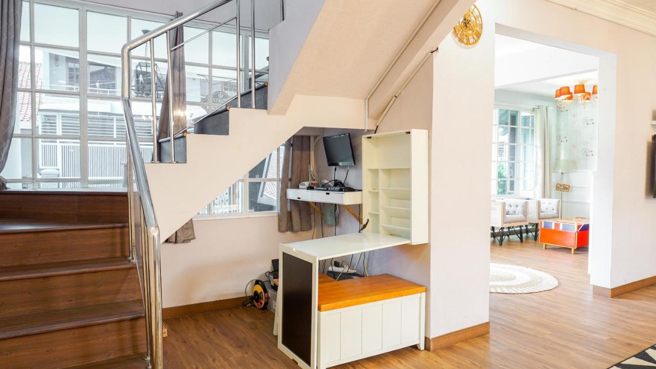 Vaccinated Staff - Spot On 2053 Granada Syariah Home Stay Bandung Exterior photo