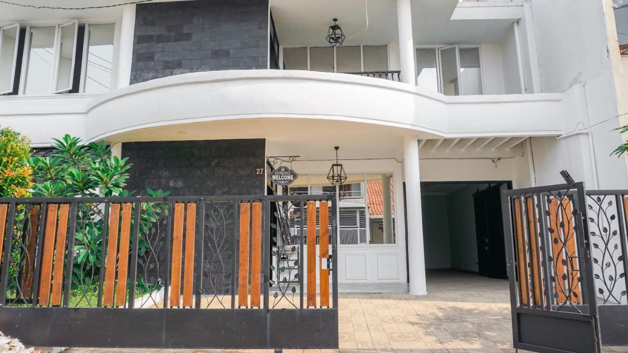 Vaccinated Staff - Spot On 2053 Granada Syariah Home Stay Bandung Exterior photo